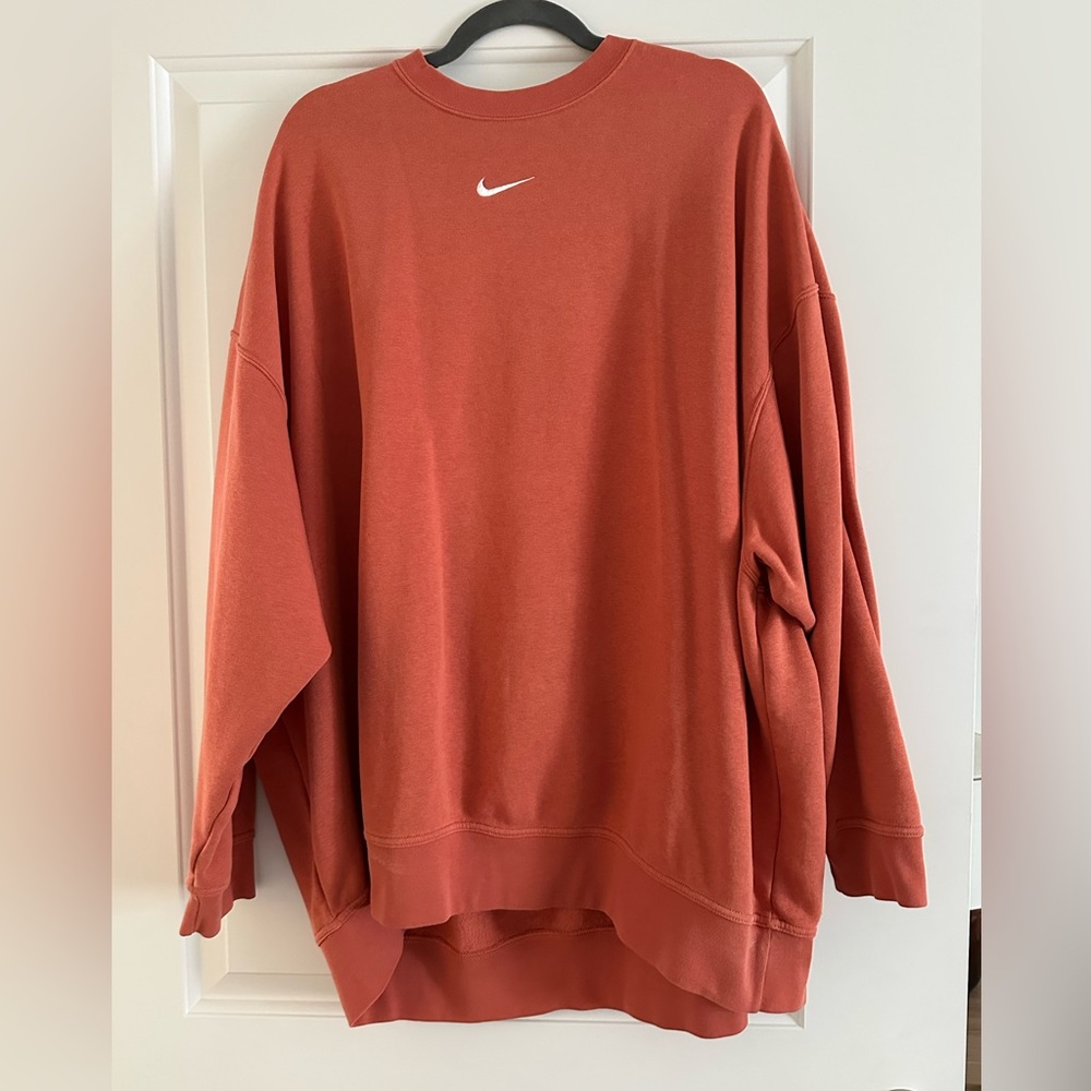 Oversized long Nike crewneck